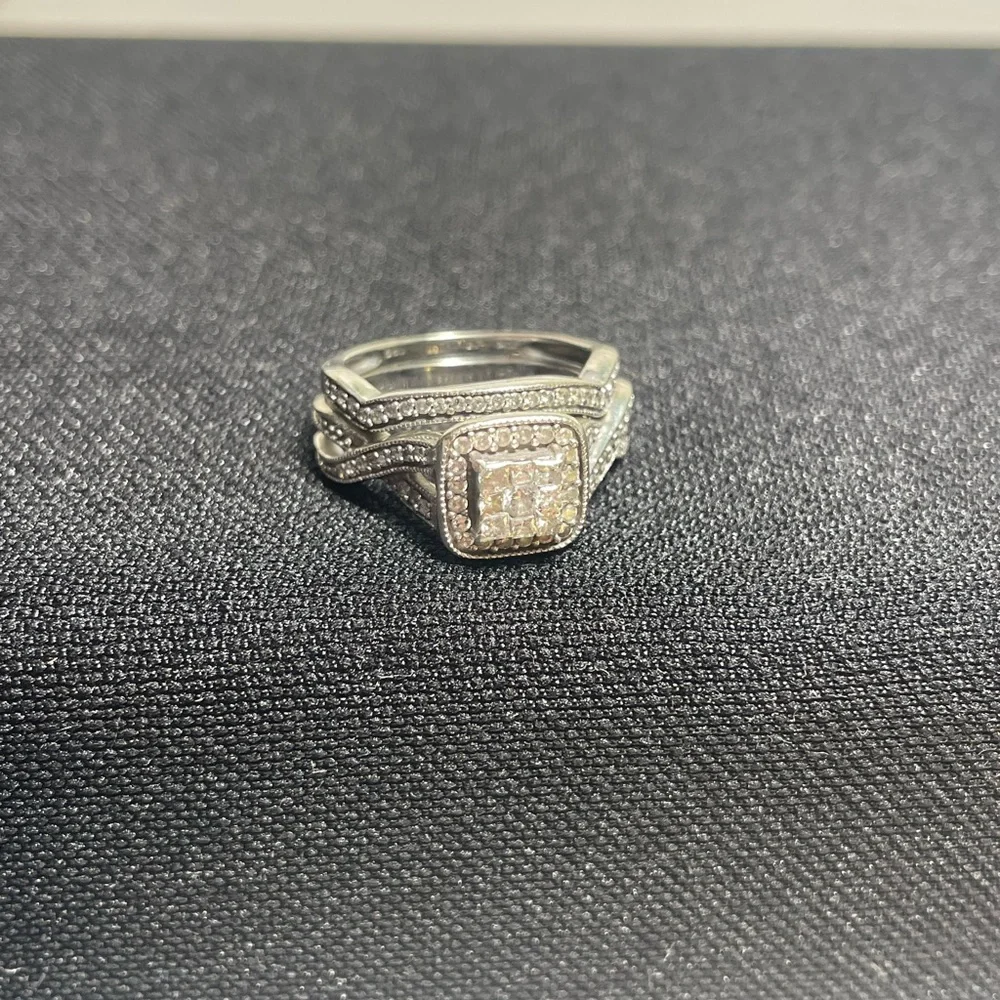 Wedding Ring Set - Picture 6 of 6